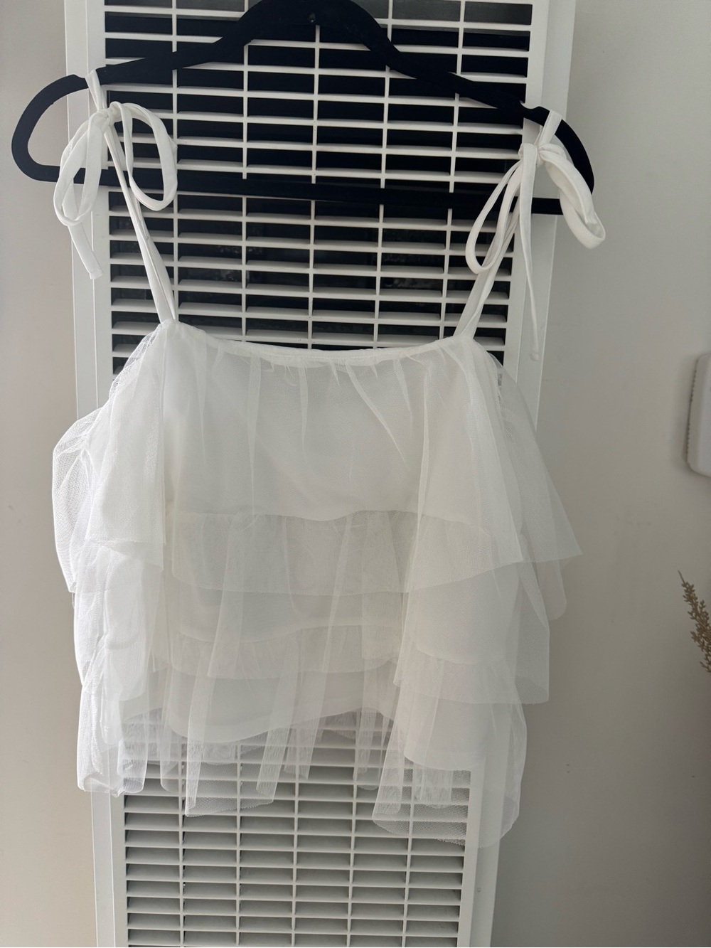 Rachel Zoe White Tiered Ruffle Tie-Strap Tank Top